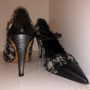 Black and white fabric leather heels size 5